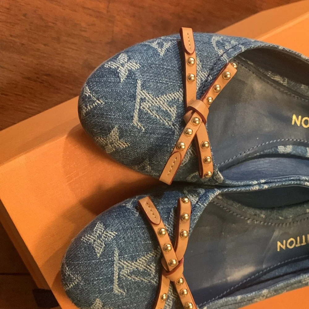 Absolutely stunning limited edition authentic Louis  Vuitton denim shoes 37.5 - Picture 11 of 17